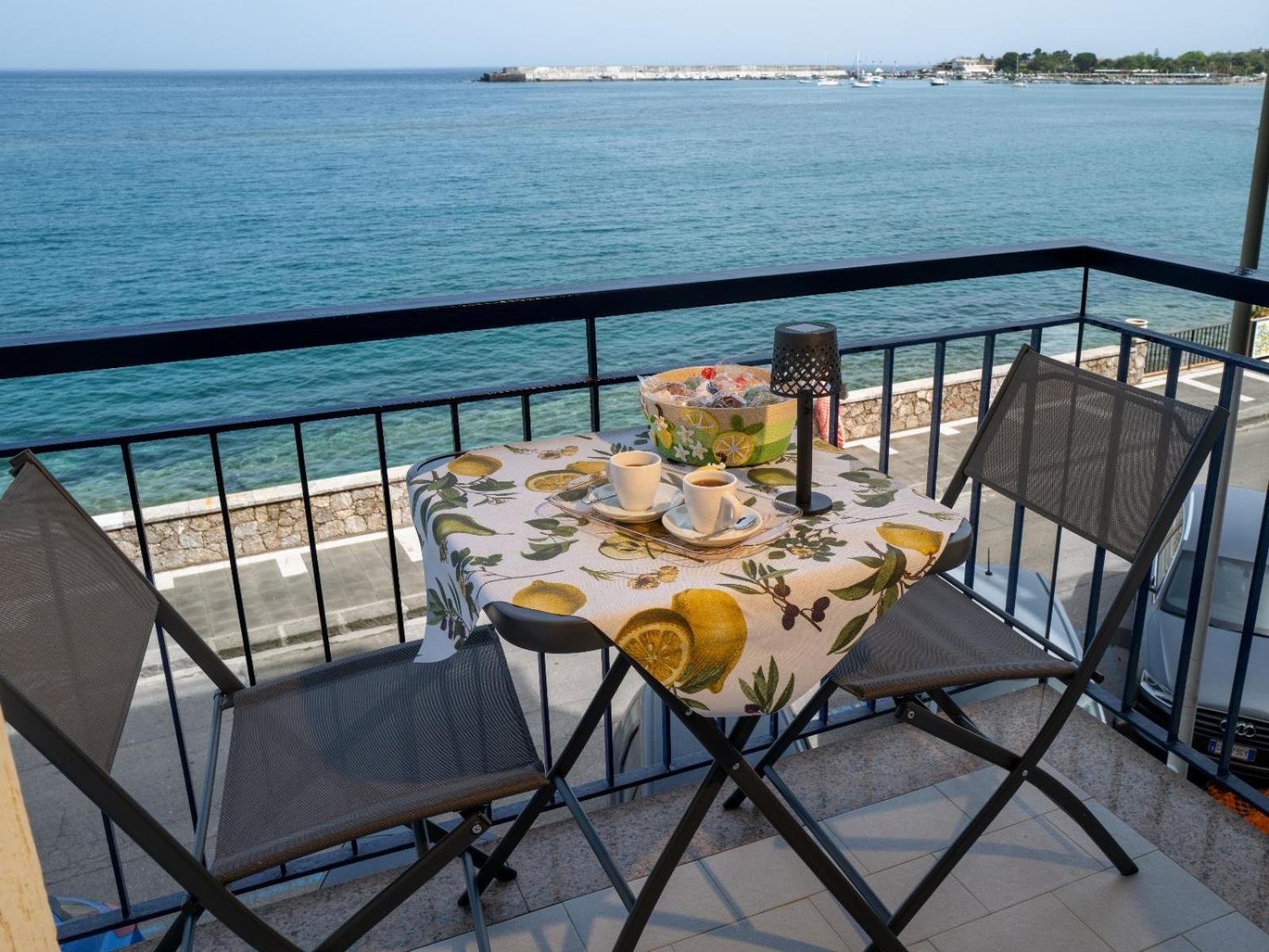 Zia Rina Apartment Naxos Giardini-Naxos Kültér fotó
