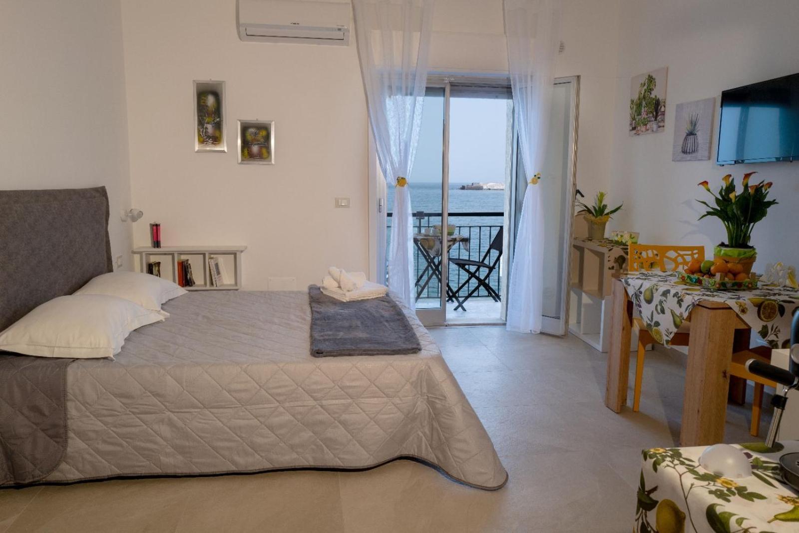Zia Rina Apartment Naxos Giardini-Naxos Kültér fotó